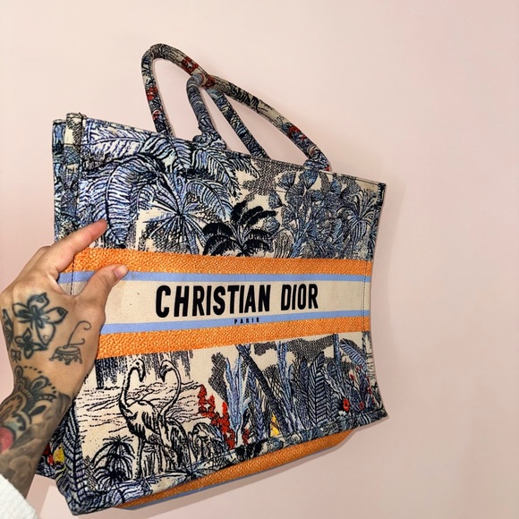 Christian Dior Multicolor Tote Bag - Picture 2 of 3